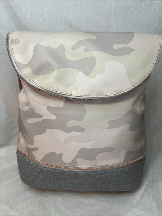Stella & Dot Handbags - Stella & Dot Large Light Camo Backpack Inspirational Lining